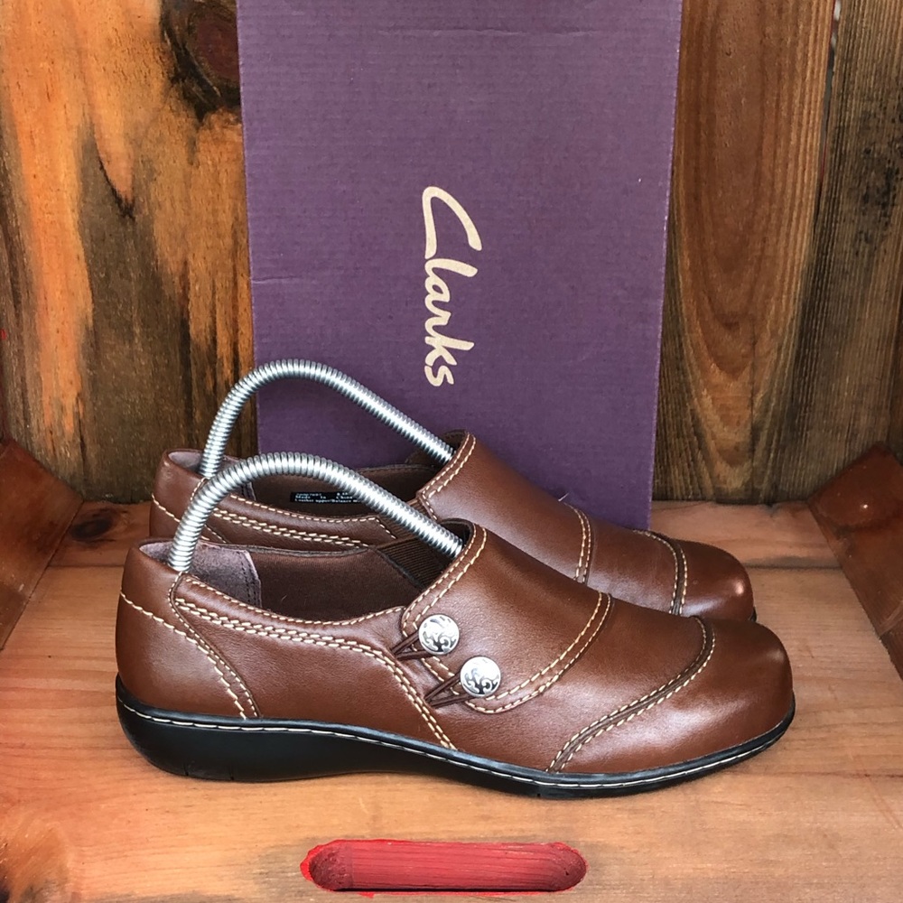 Clarks Bendable Sixty Alpine Brown Leather Loafers